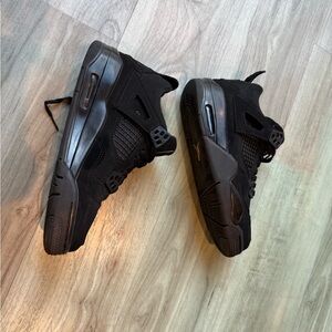 Jordan 4 Retro - Black Cat